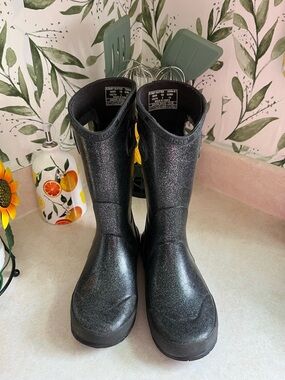 Bogs Kids Glittery Black Pull-On Rain Boots Youth size 2